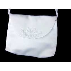 White Handmade First Holy Communion Handbag Style EMI 23