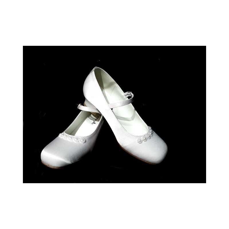 White Satin First Holy Communion Shoes Style 5816 White Satin First Holy Communion Shoes Style 5816
