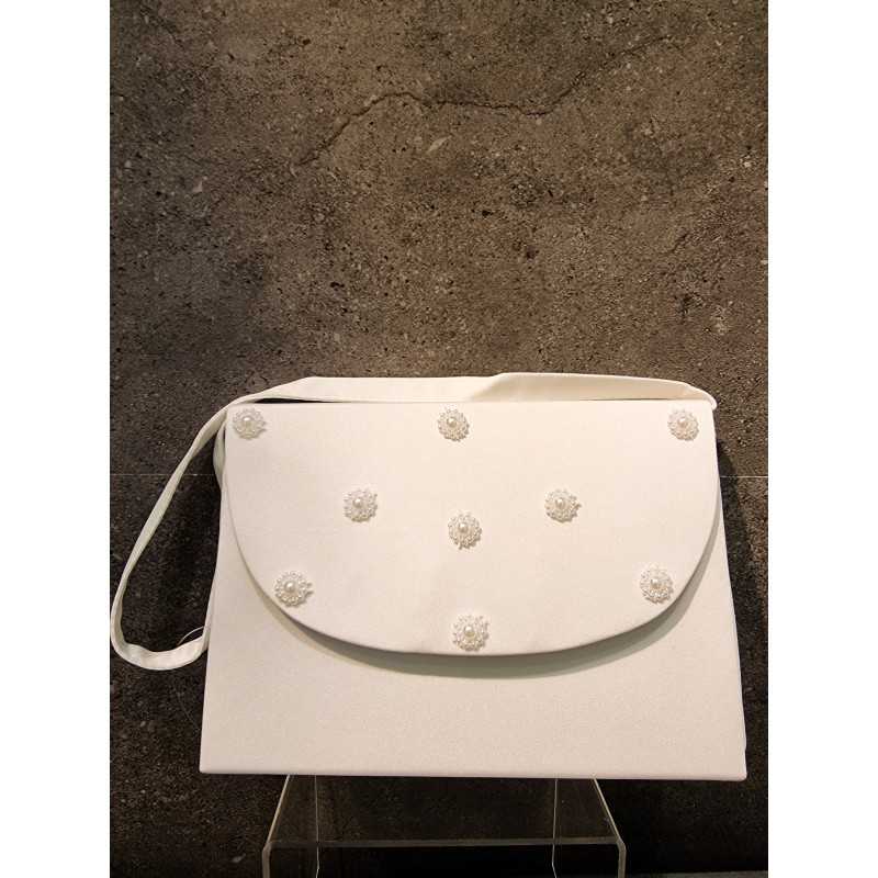 IVORY GIRLS FIRST HOLY COMMUNION HANDBAG STYLE 7882 IVORY GIRLS FIRST HOLY COMMUNION HANDBAG STYLE 7882