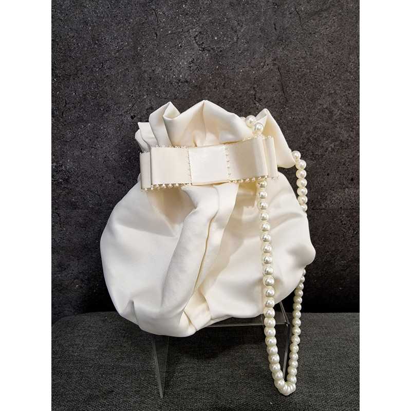 IVORY FIRST HOLY COMMUNION HANDBAG STYLE WP09